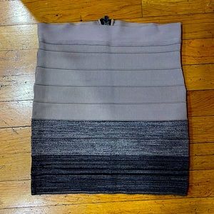 Girls Guess mini fitted Skirt sz M